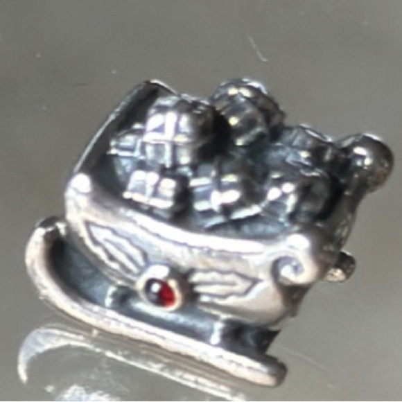Pandora charm red crystal - Picture 2 of 3